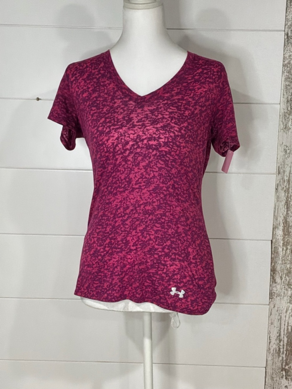 Under Armour Women's Pink Space-Dye V-Neck Performance Tee